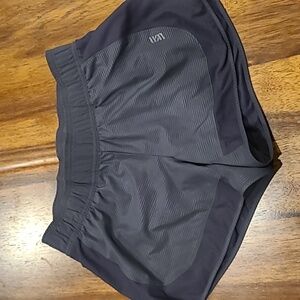 Second Skin 2 In 1 Short Gravel/Pure Black Women Xs Running Gym 4" Lined $55